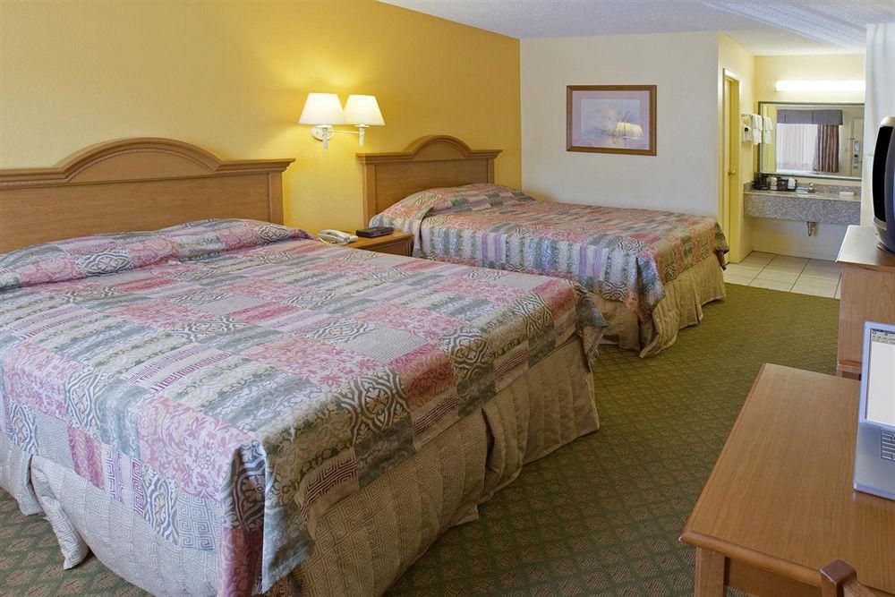 Days Inn By Wyndham Boerne Δωμάτιο φωτογραφία