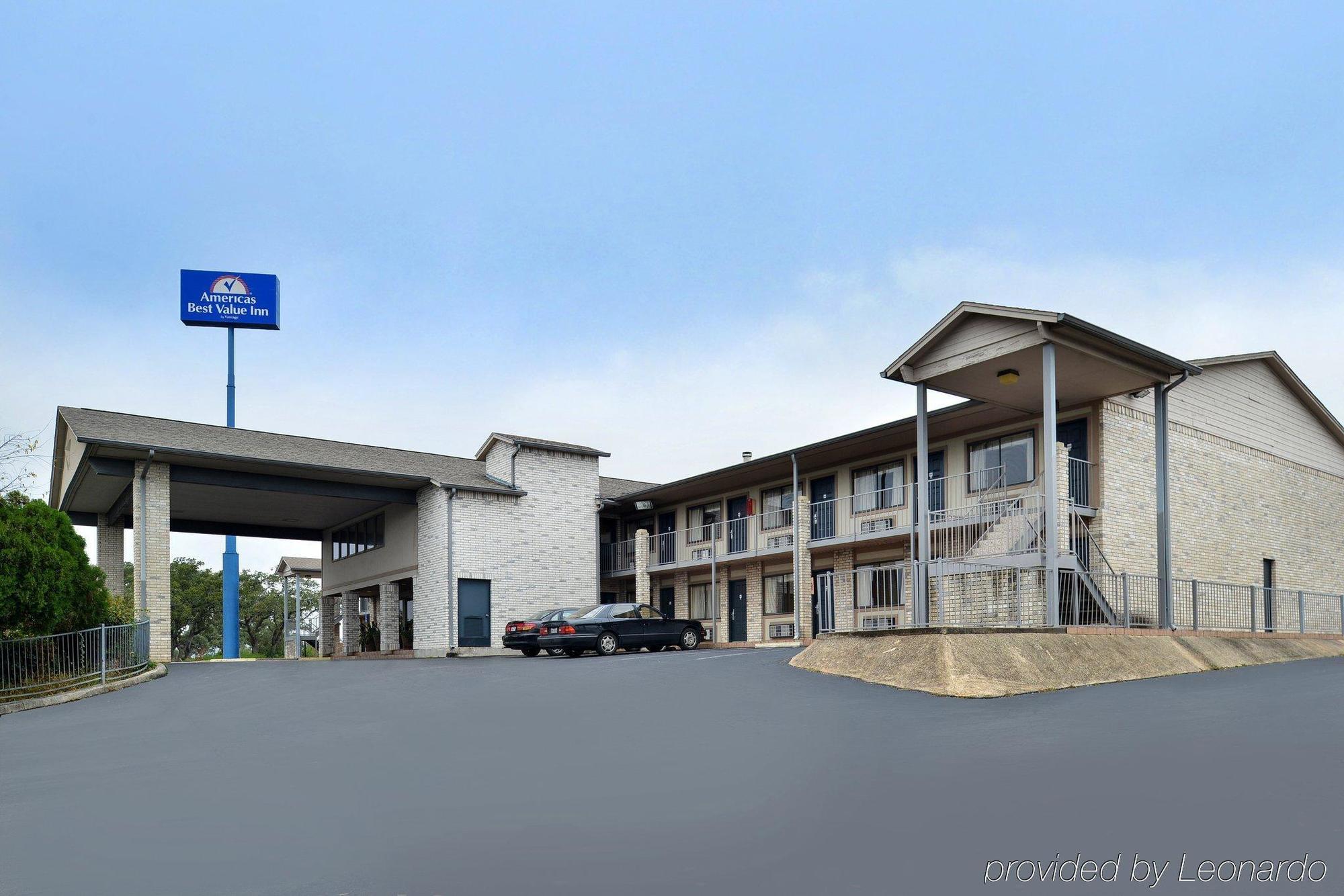 Days Inn By Wyndham Boerne Εξωτερικό φωτογραφία